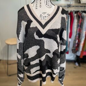 Nine West Monochrome V-Neck Sweater